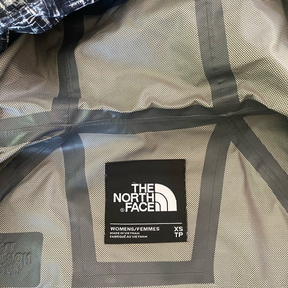 The North Face rain jacket - Picture 3 of 4